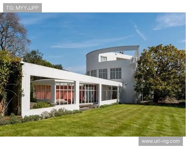 曲棍球历史源远流长，现代规则始于19世纪英国