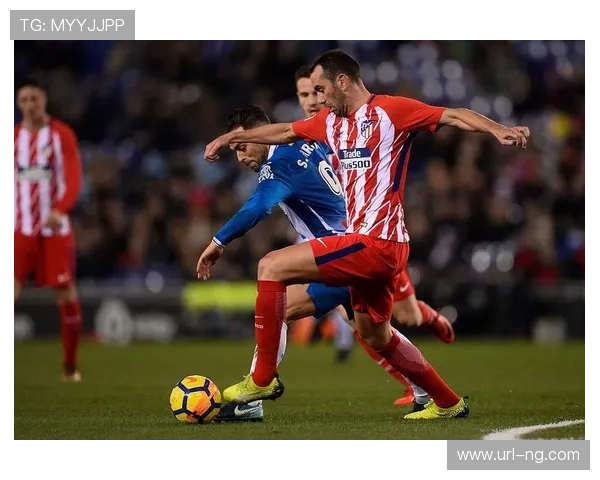 科莫球员斯莫尔契奇累积黄牌停赛，缺席下轮比赛